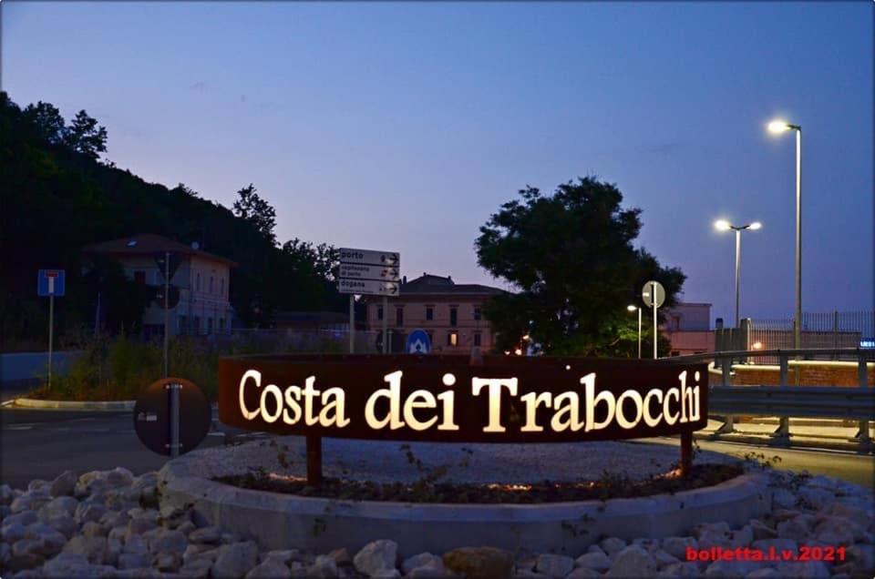 La Casetta Del Corso Apartamento Ortona Exterior foto